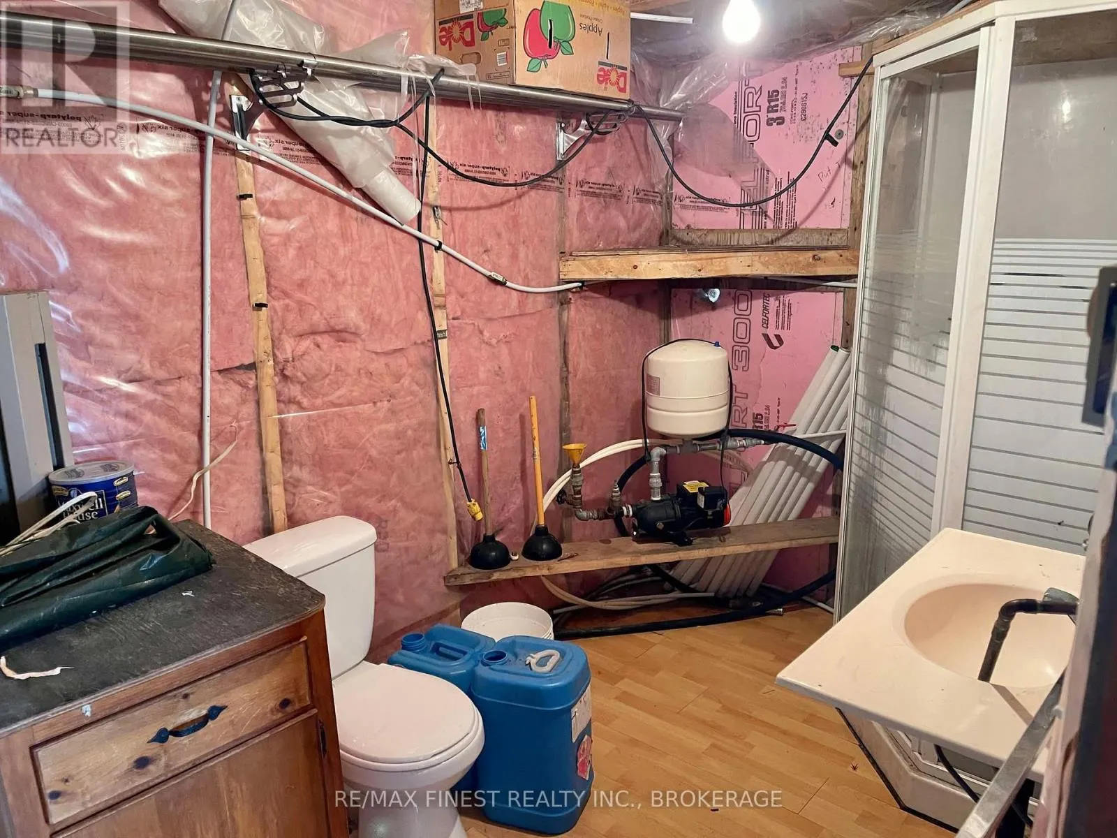 2223 HENDERSON ROAD