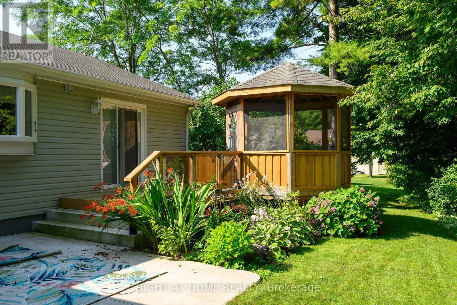 106 BUSHMILL CIRCLE