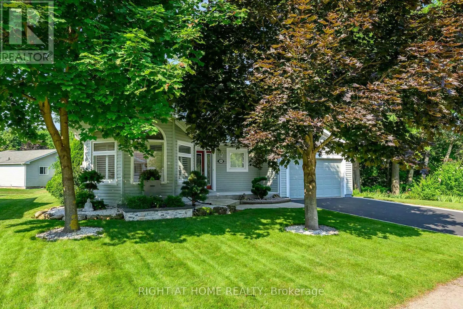 106 BUSHMILL CIRCLE