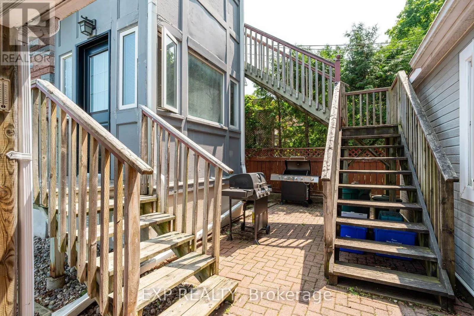 12 ROSS AVENUE