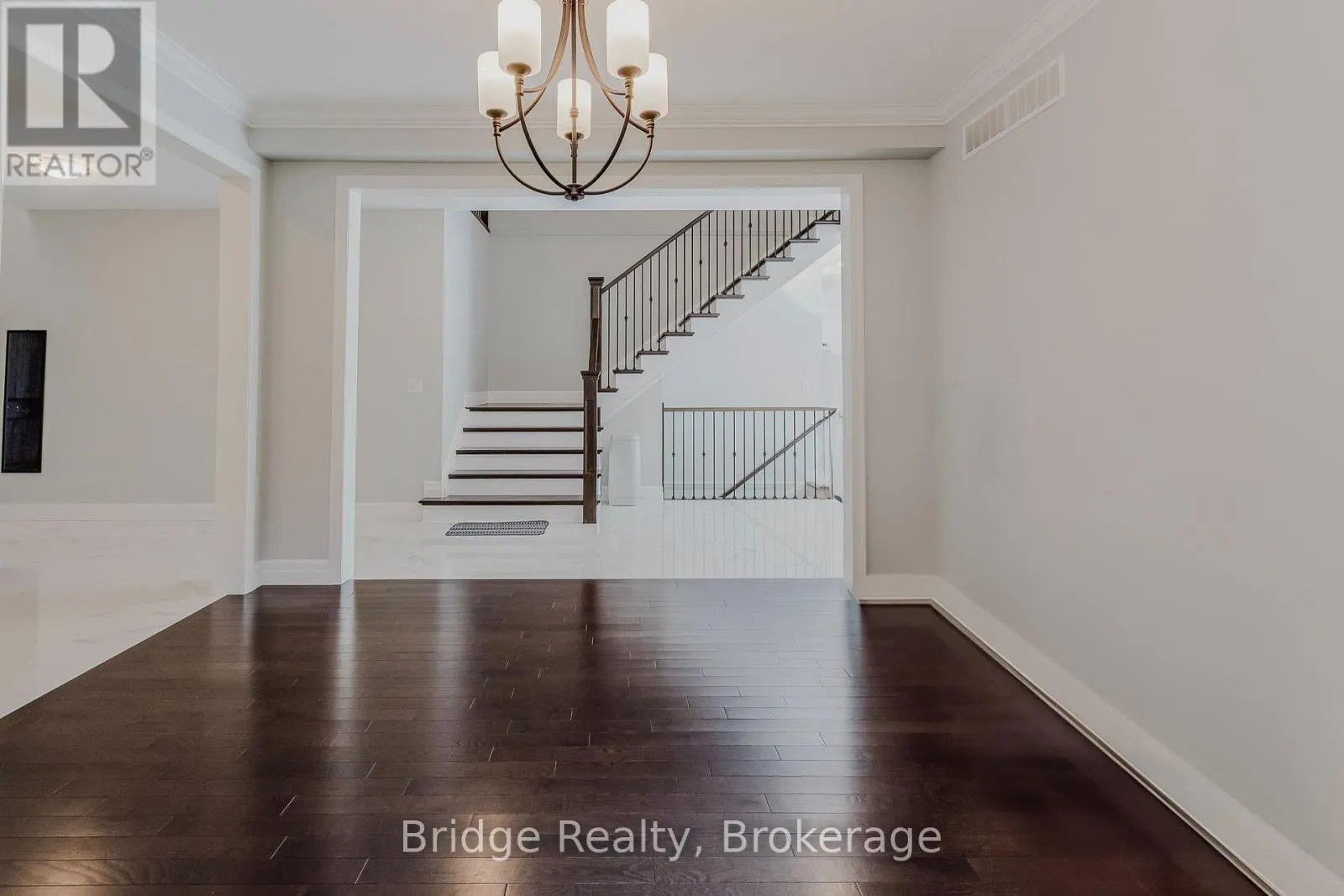 133 BIRDIE COURT E