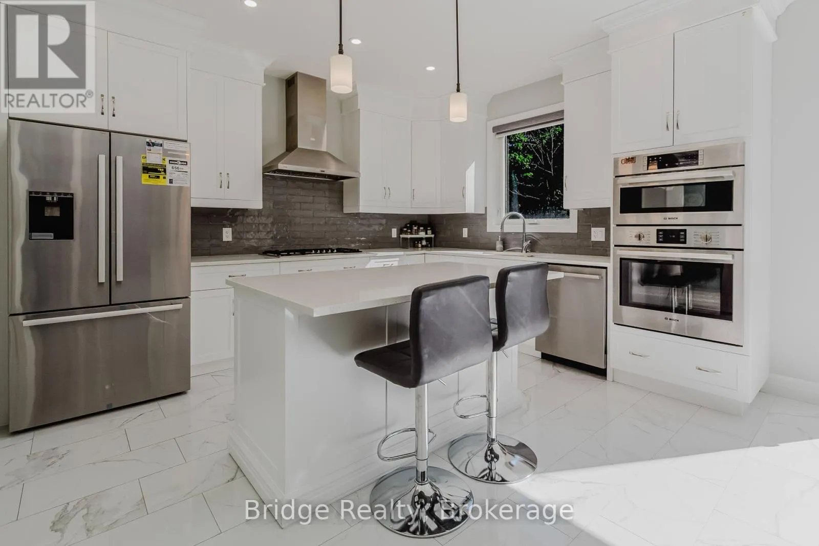 133 BIRDIE COURT E