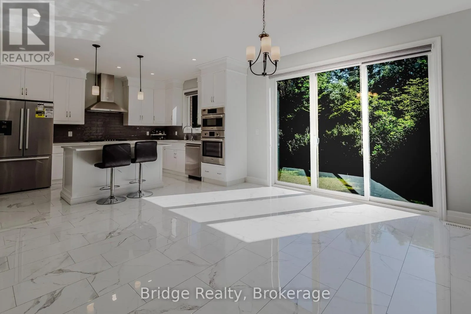 133 BIRDIE COURT E