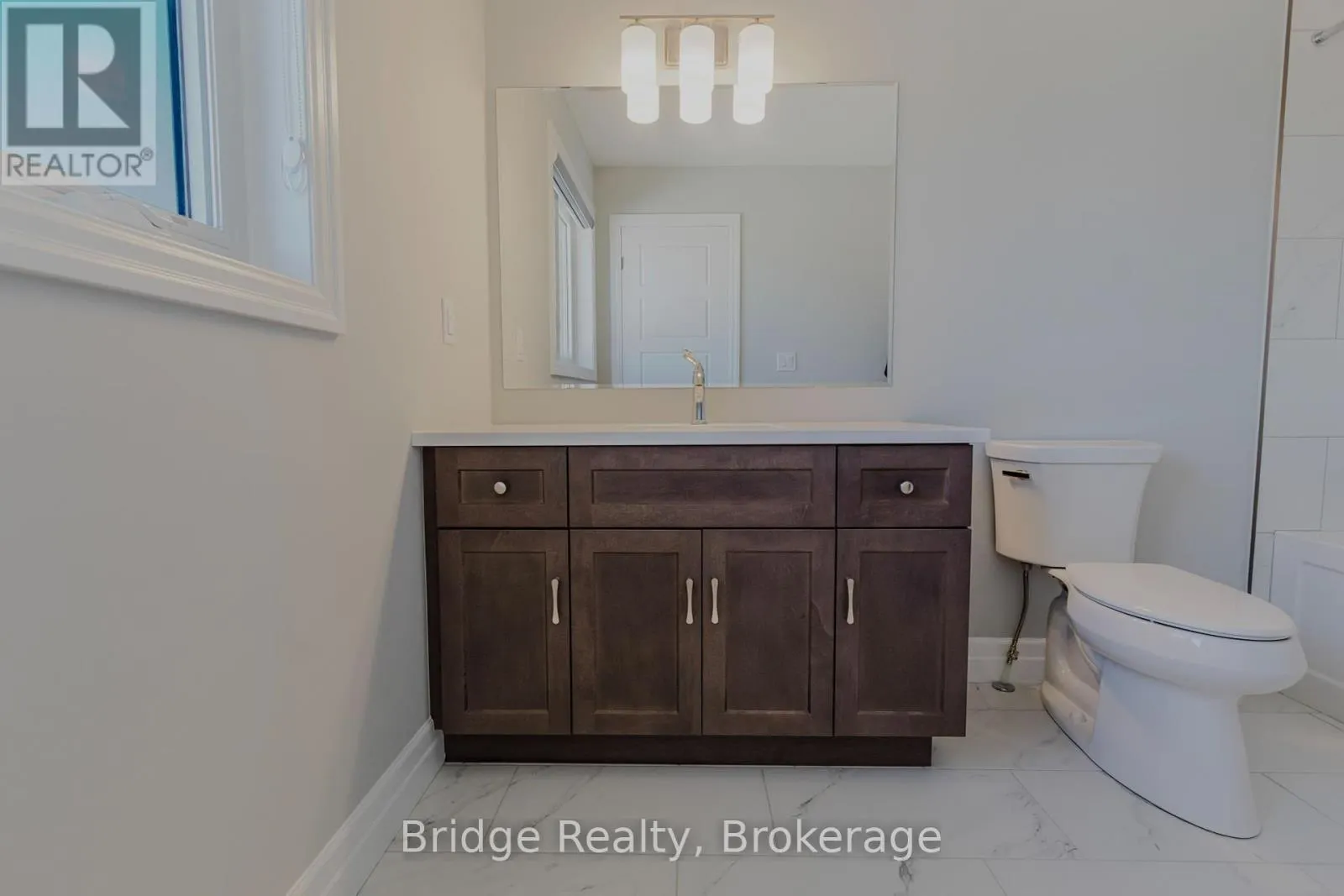 133 BIRDIE COURT E
