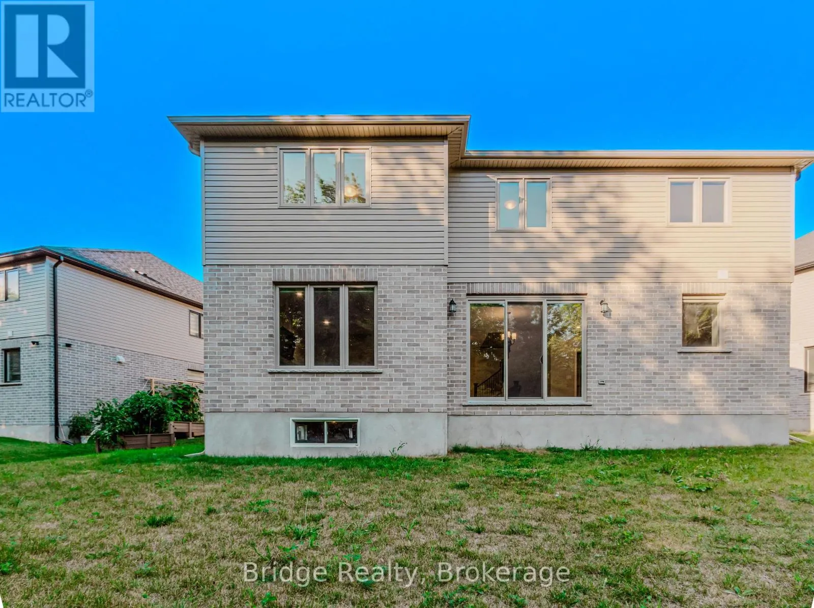 133 BIRDIE COURT E