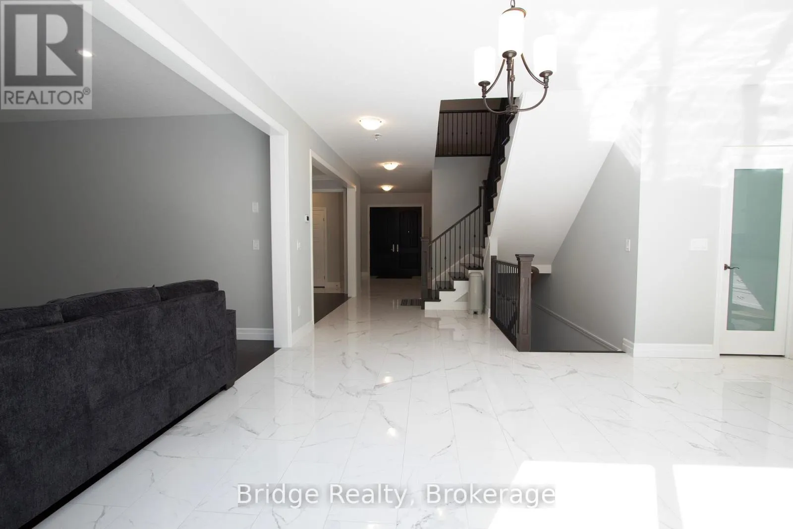 133 BIRDIE COURT E