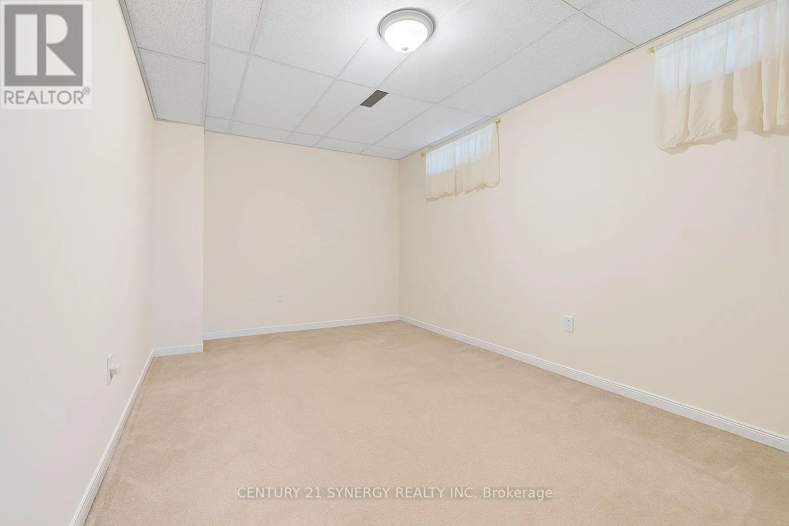 861 KARSH DRIVE