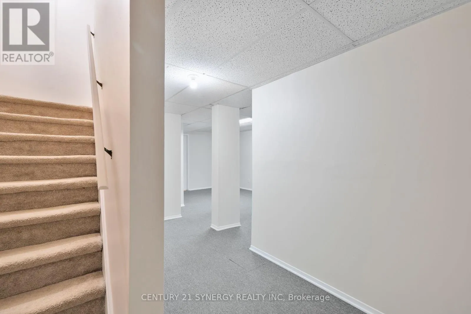 861 KARSH DRIVE