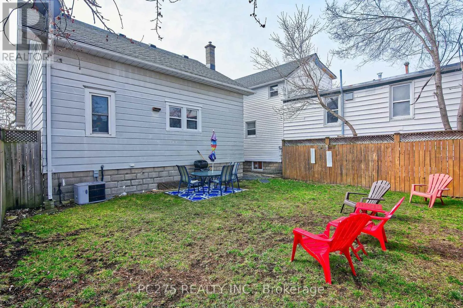 224 MAXWELL STREET