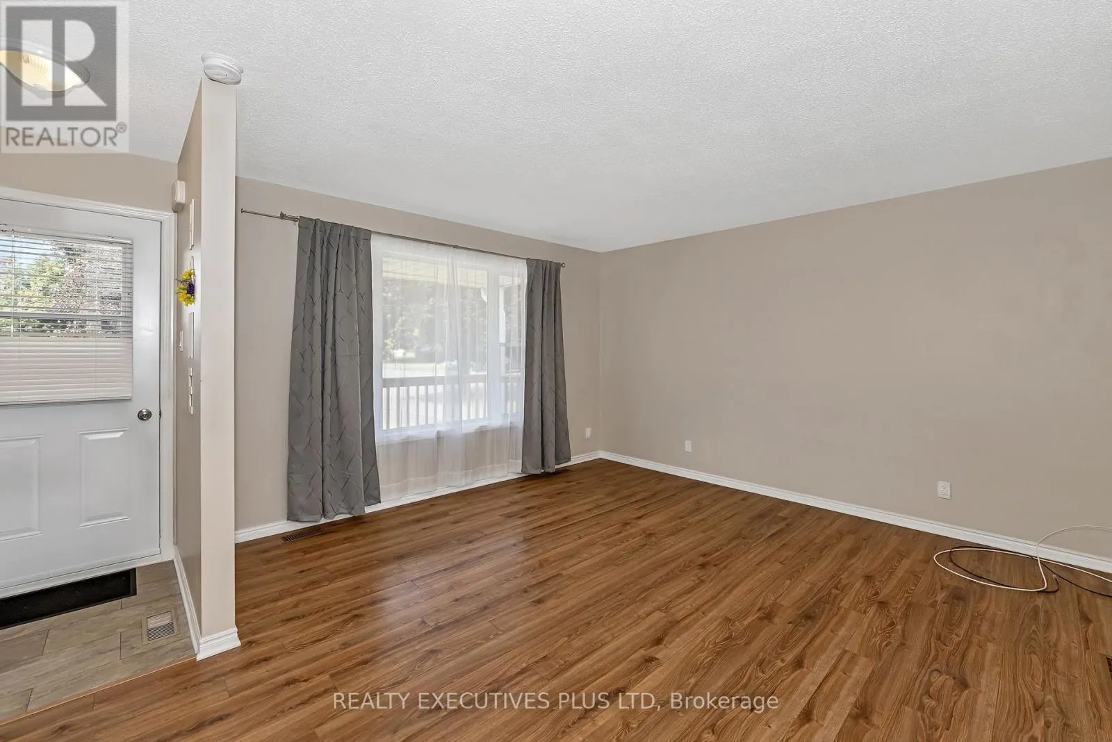 8 CARMAN COURT
