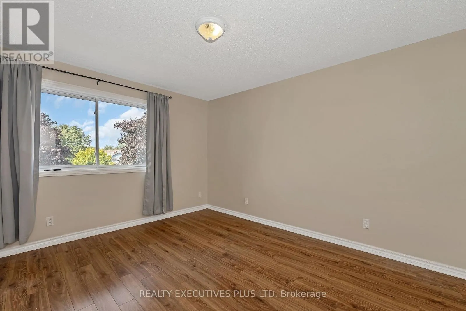 8 CARMAN COURT