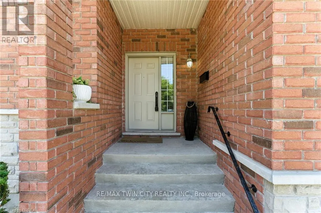 18 - 24 HARDY ROAD