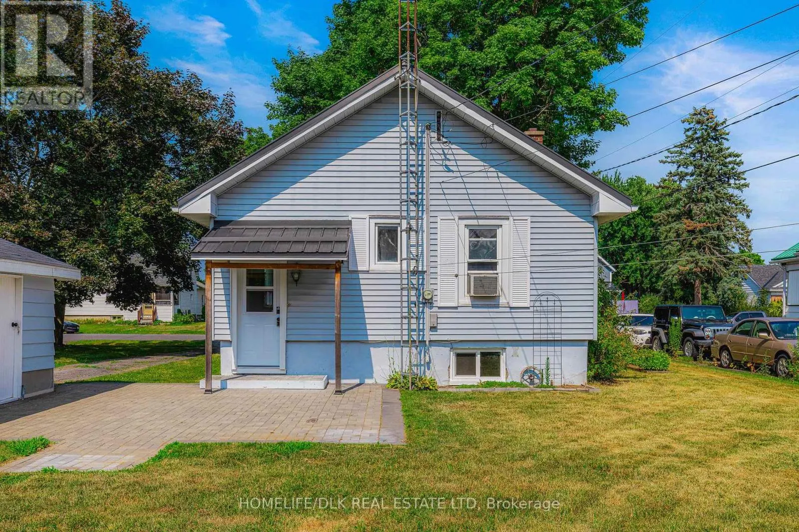 23 DAVIS DRIVE