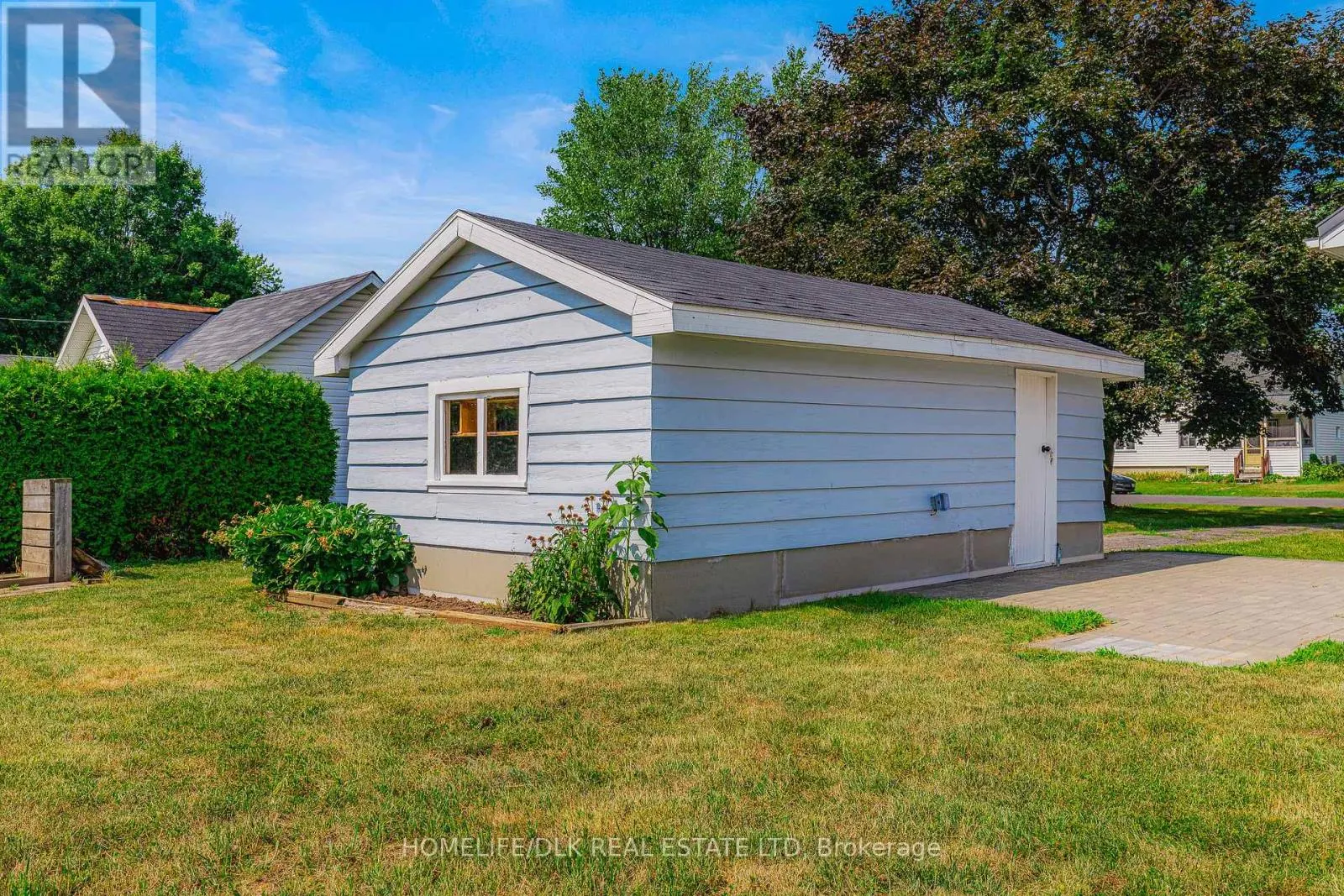 23 DAVIS DRIVE