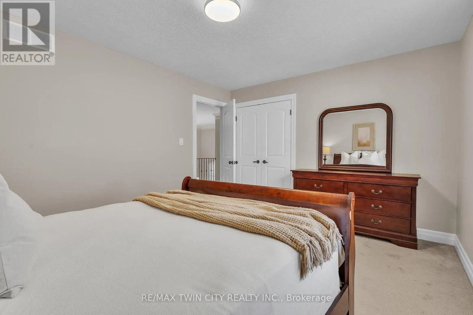 224 PAIGE PLACE