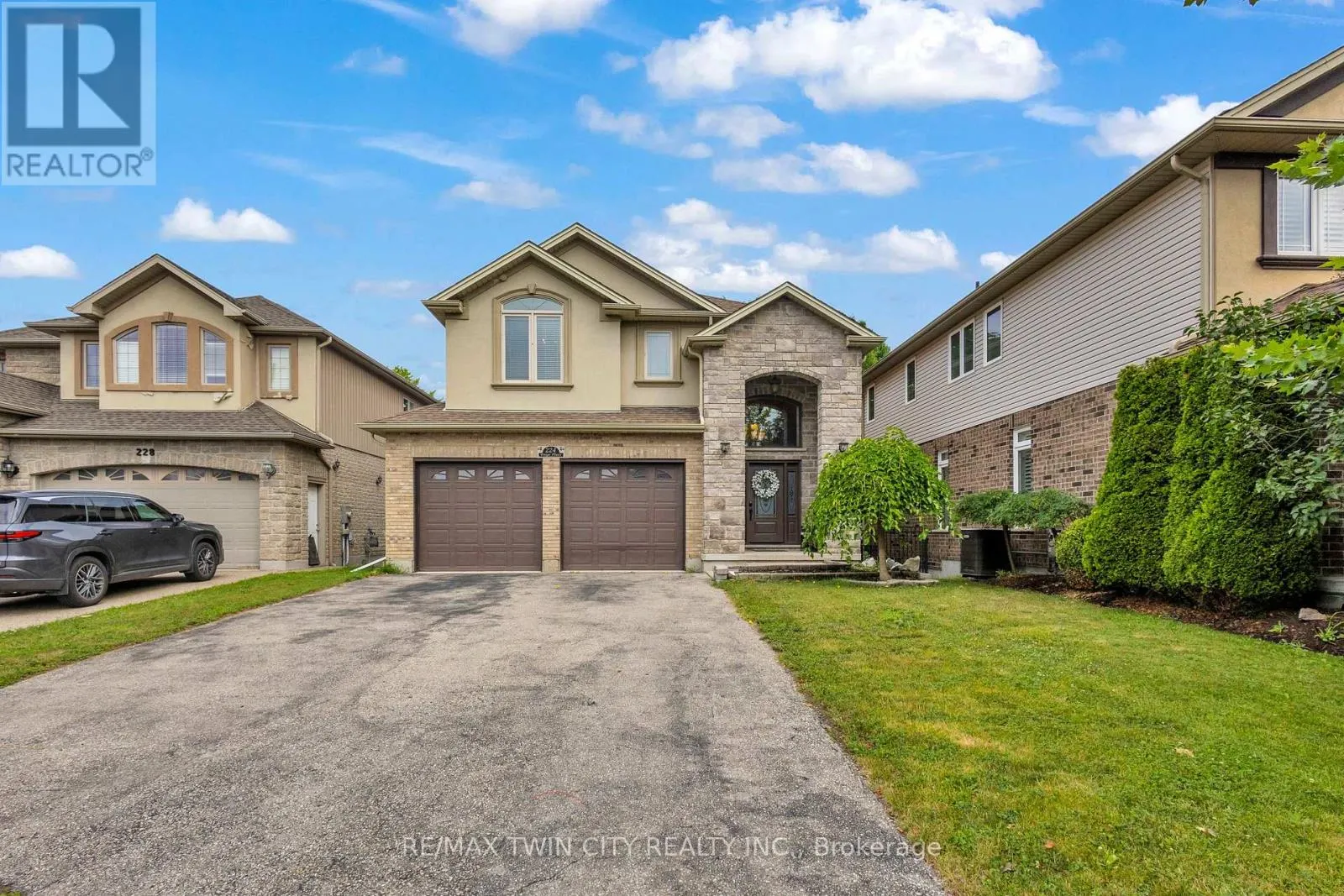 224 PAIGE PLACE