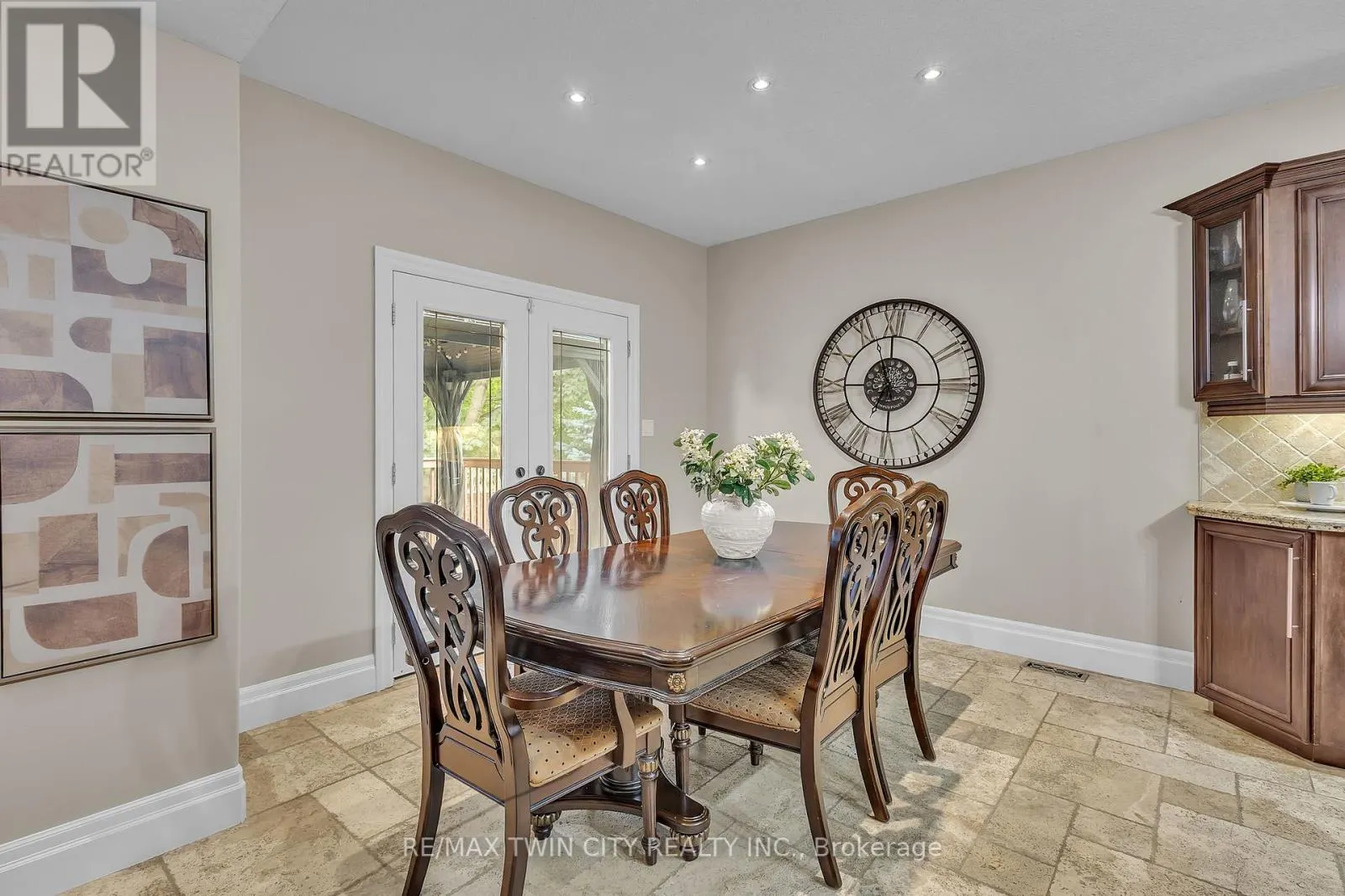 224 PAIGE PLACE