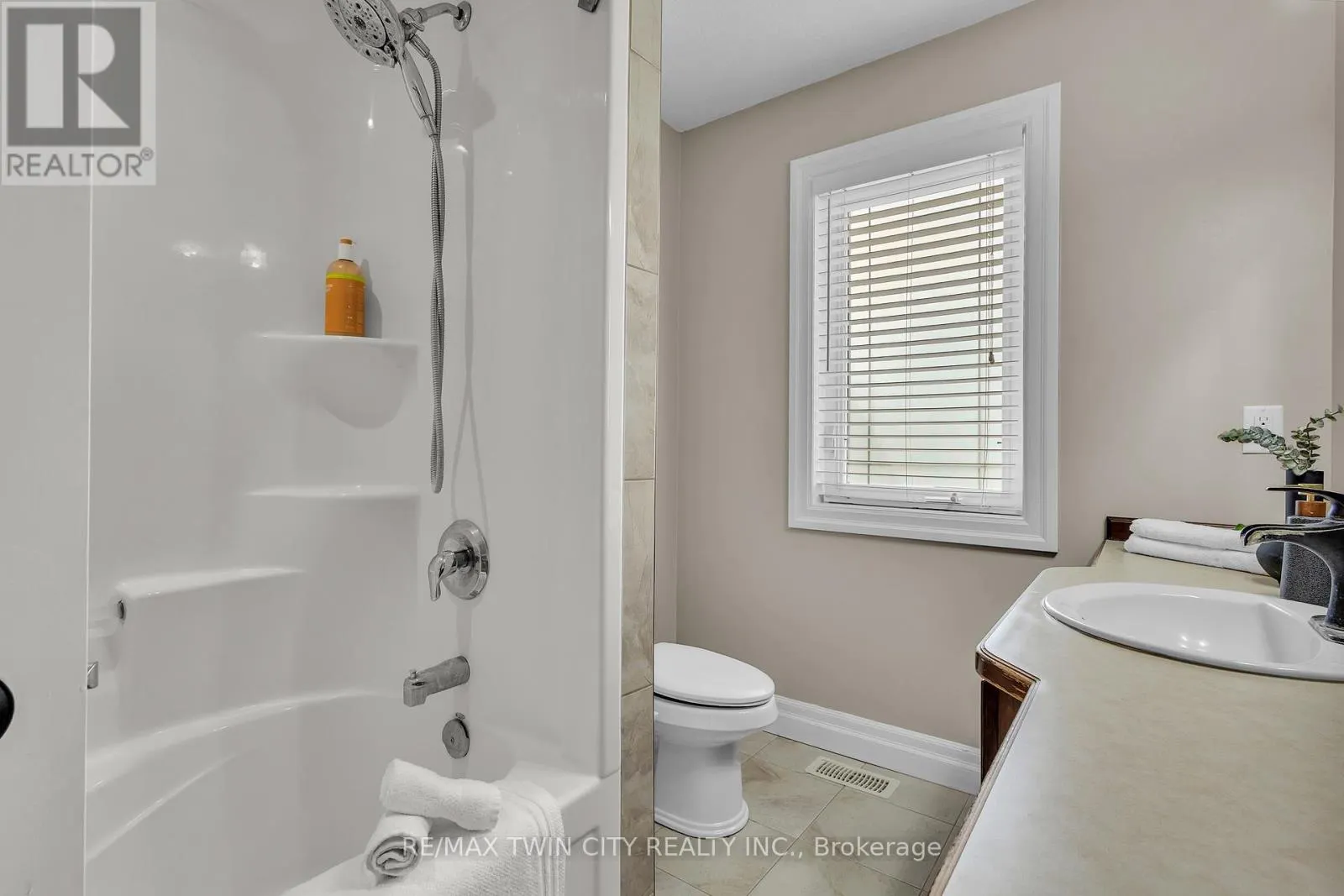 224 PAIGE PLACE