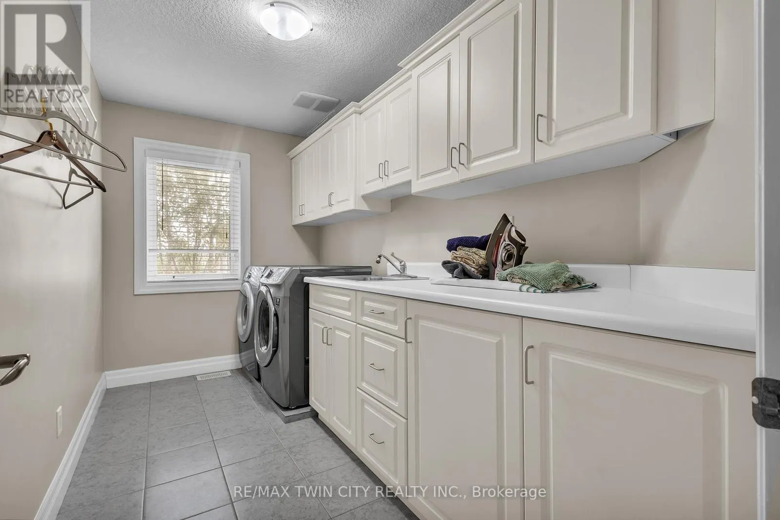 224 PAIGE PLACE