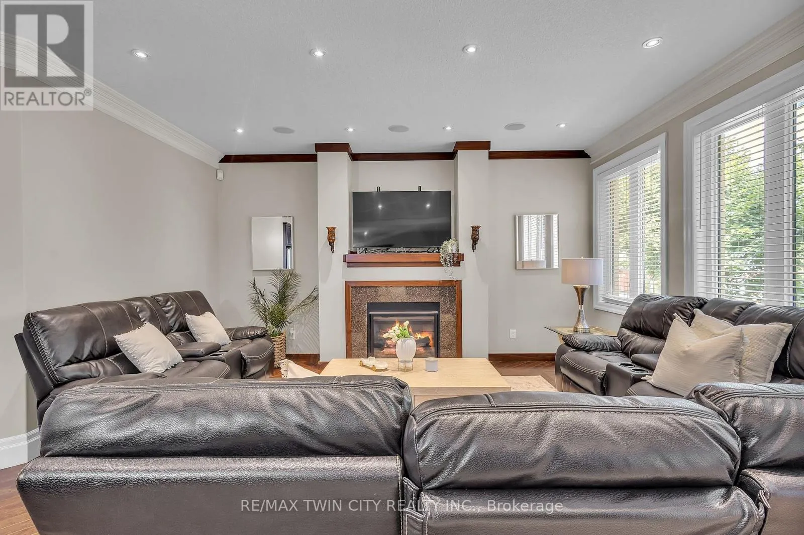 224 PAIGE PLACE