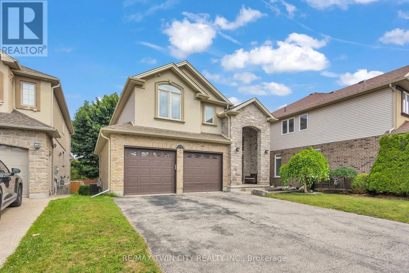 224 PAIGE PLACE