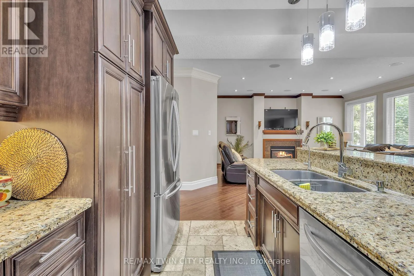 224 PAIGE PLACE