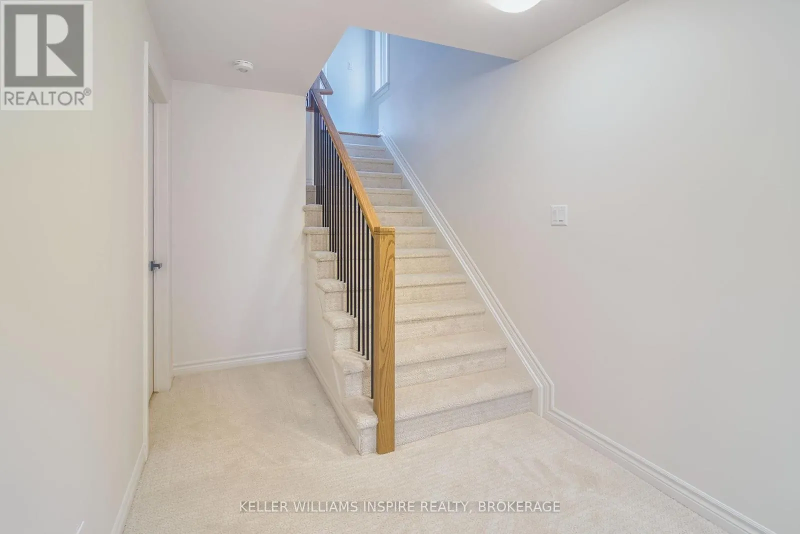 446 BUCKTHORN DRIVE
