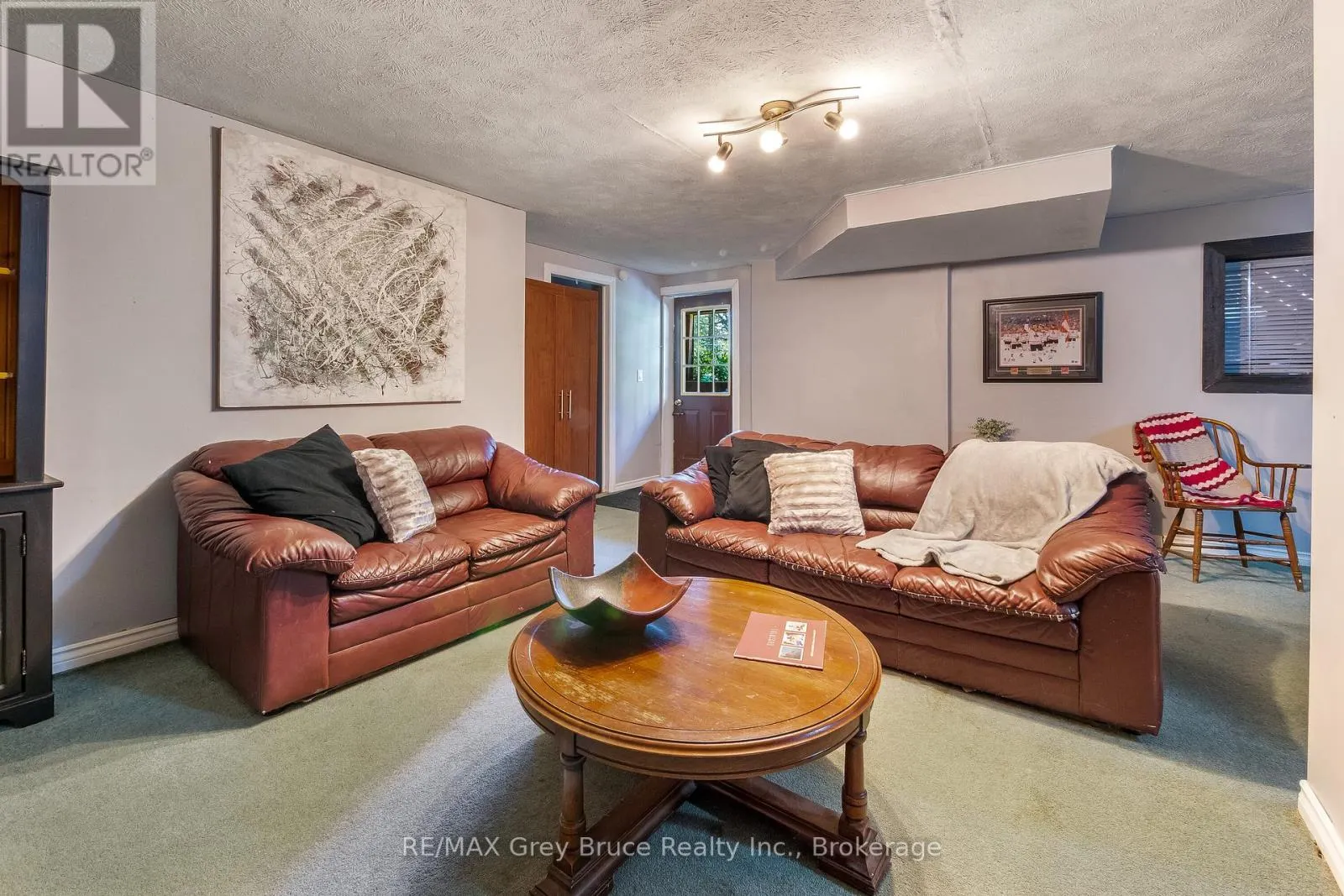 106 ELDER LANE