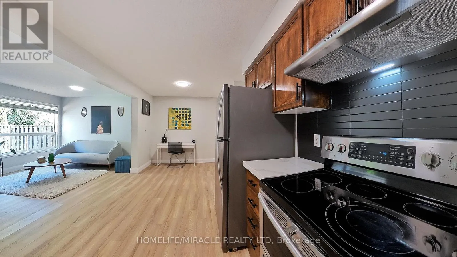 470 ANNAPOLIS COURT