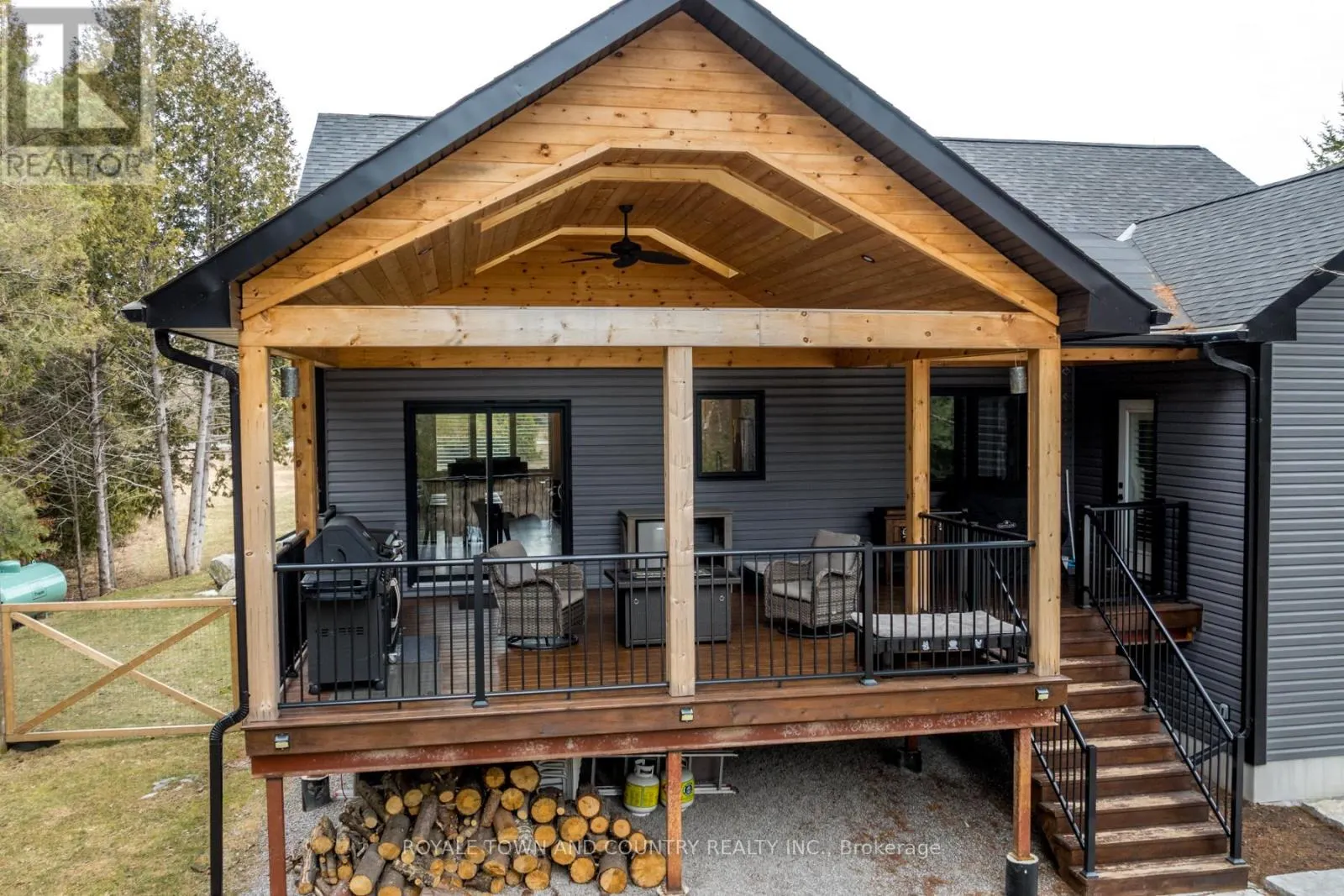552 COUNTY ROAD 40