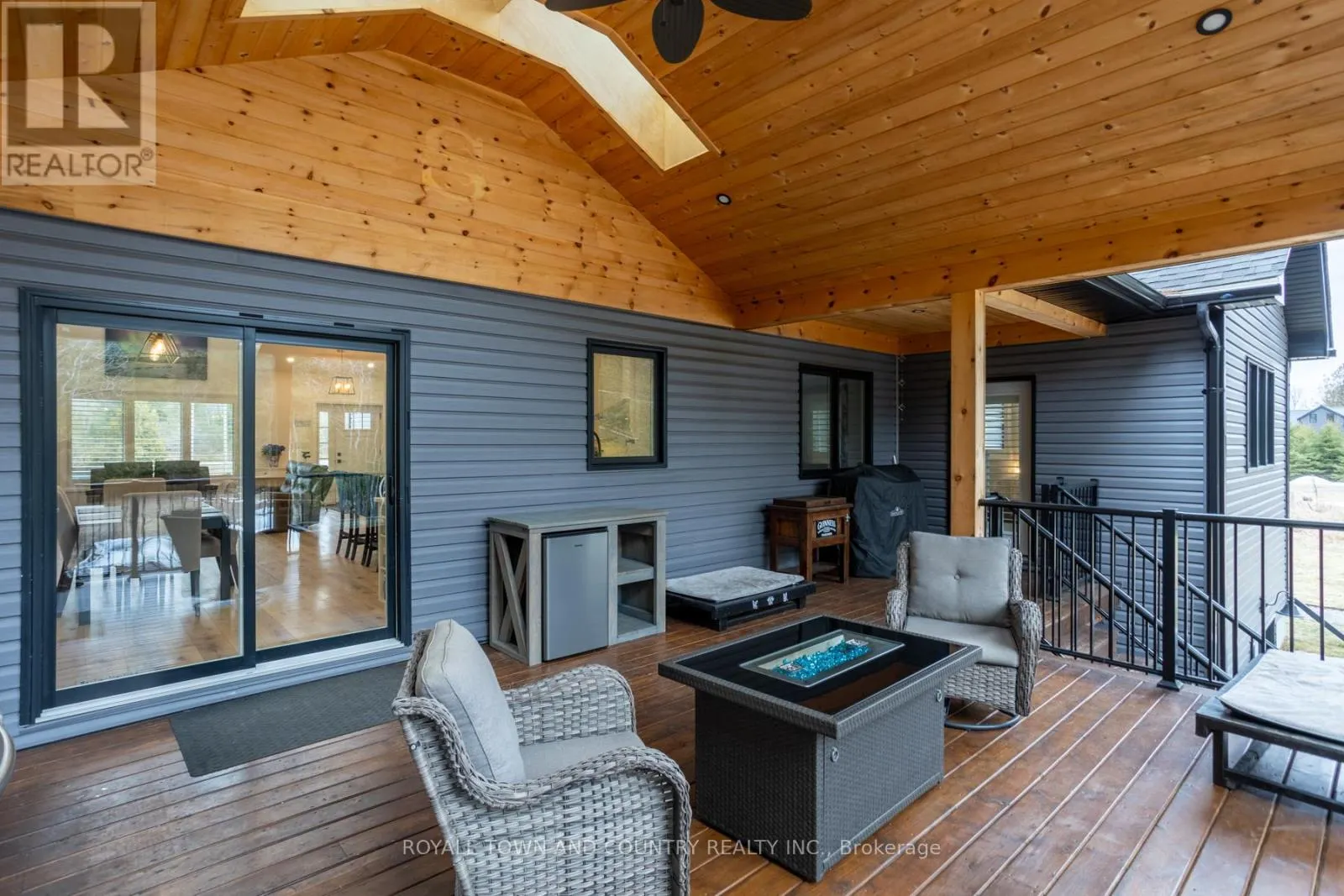 552 COUNTY ROAD 40