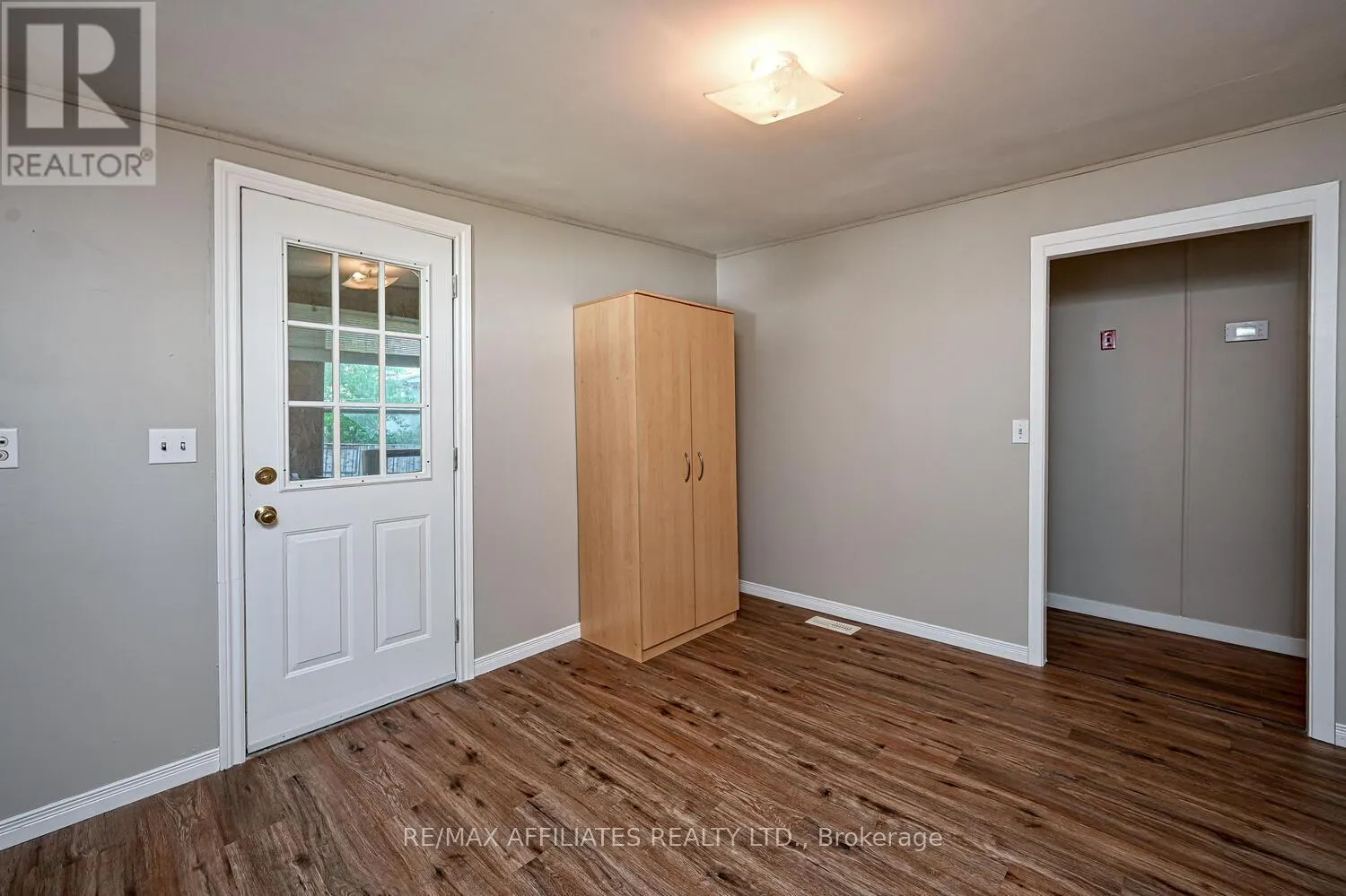 18 CASSELL LANE