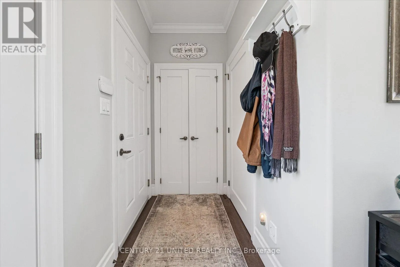 155 - 301 CARNEGIE AVENUE, #155