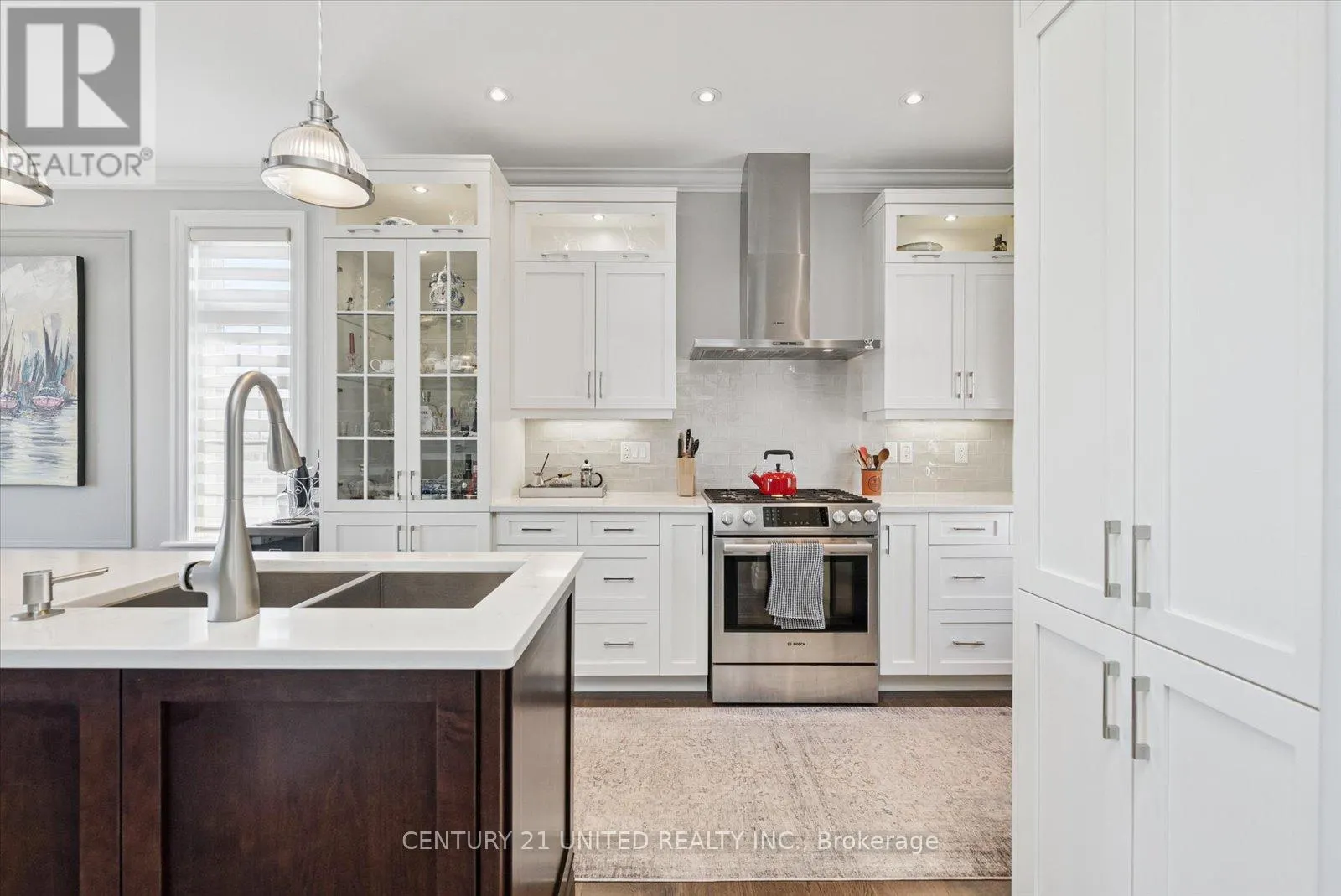 155 - 301 CARNEGIE AVENUE, #155