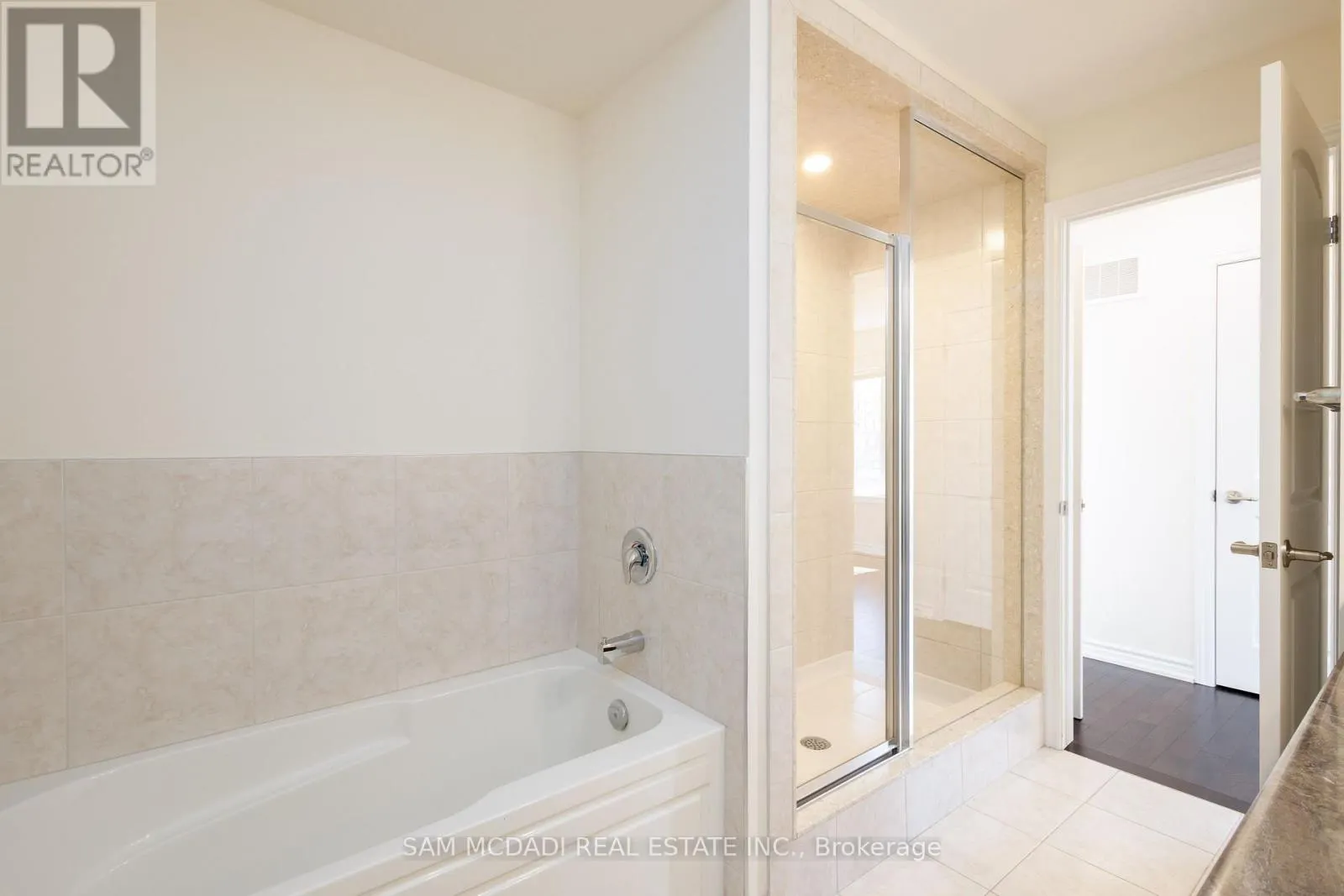 1 - 515 GARNER ROAD W