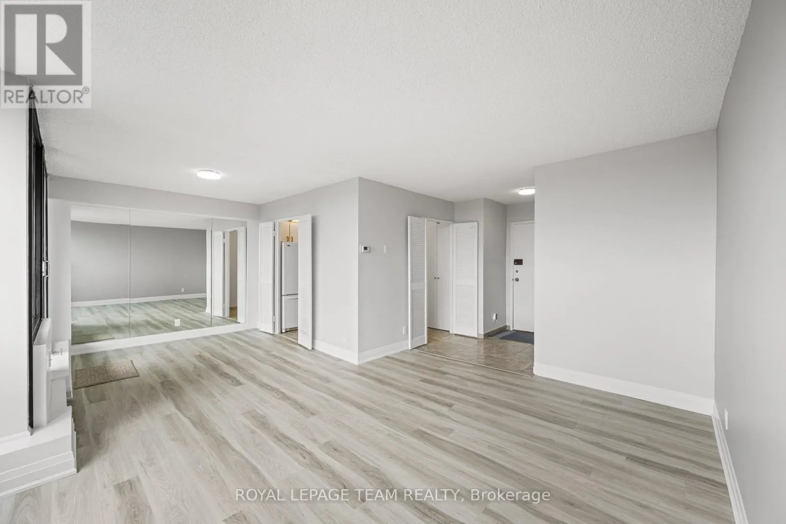 1607 - 1285 CAHILL DRIVE
