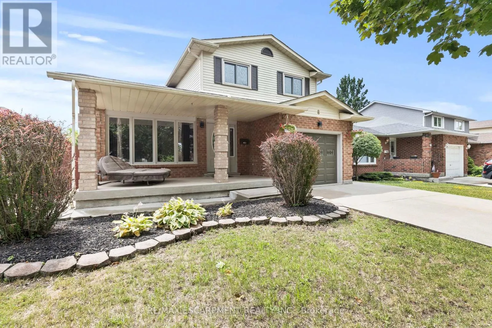 8 COLEMAN COURT