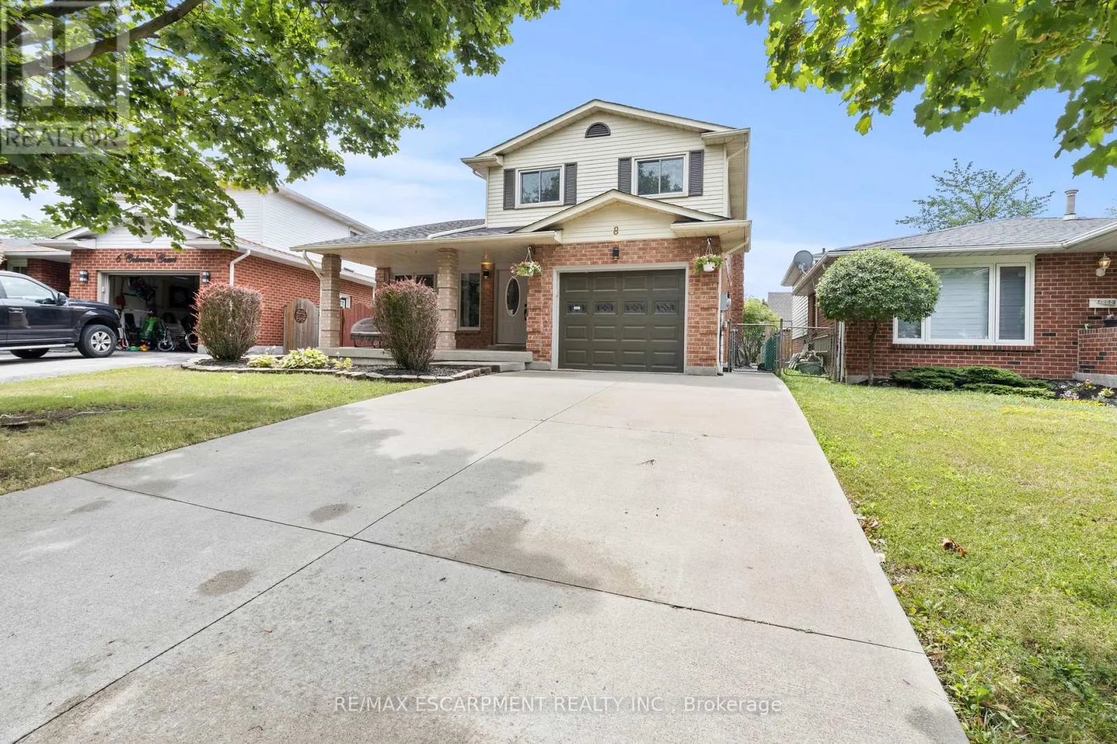 8 COLEMAN COURT