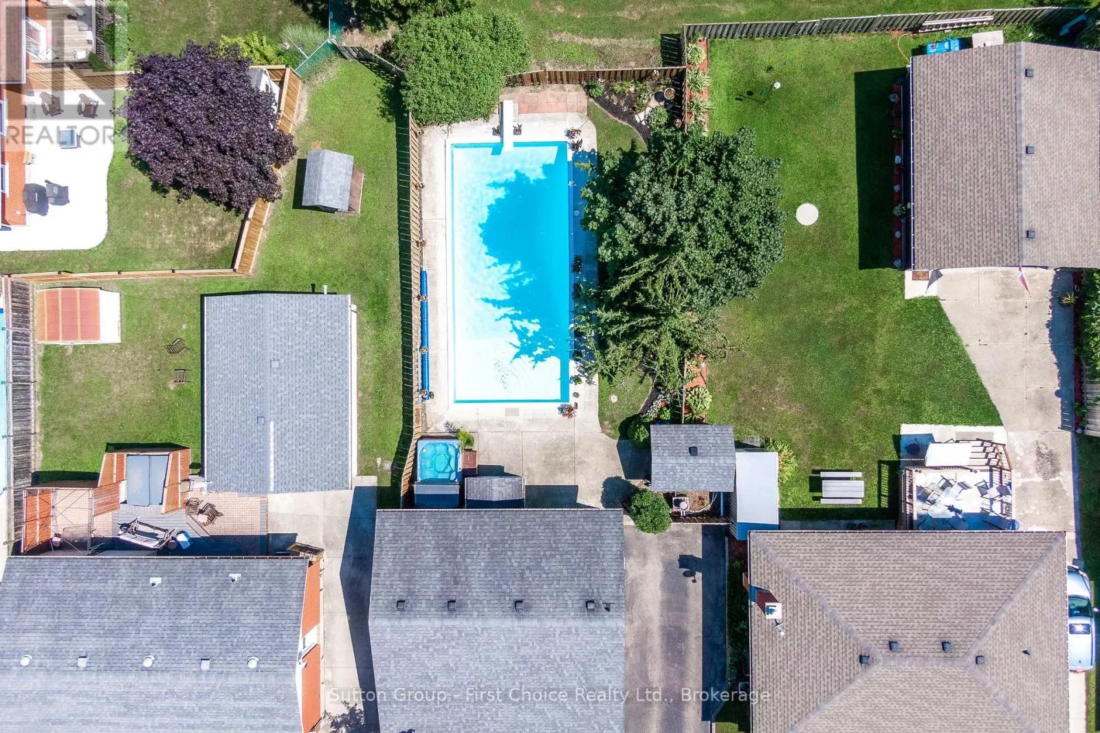 292 REDFORD CRESCENT