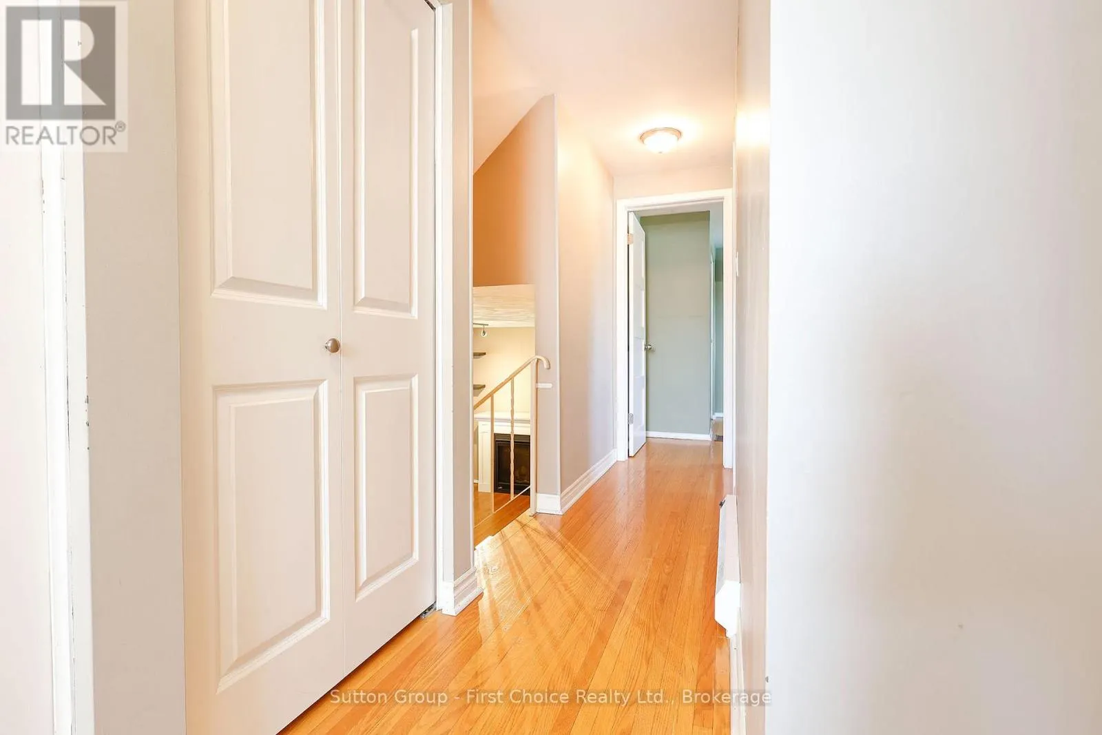 292 REDFORD CRESCENT