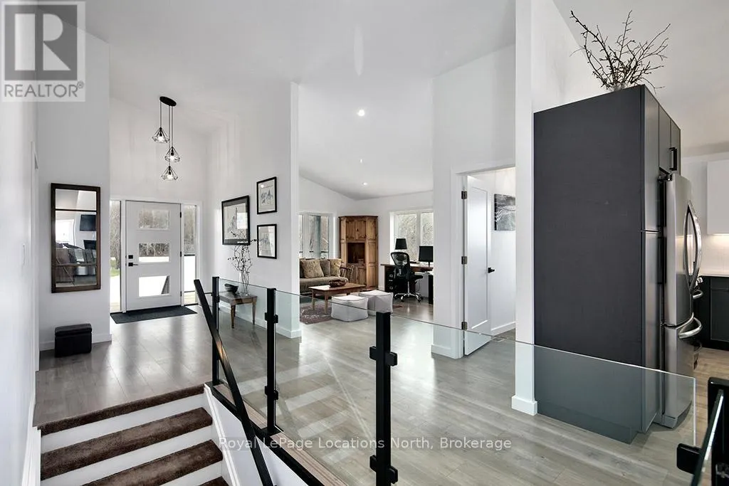 145 ST VINCENT CRESCENT