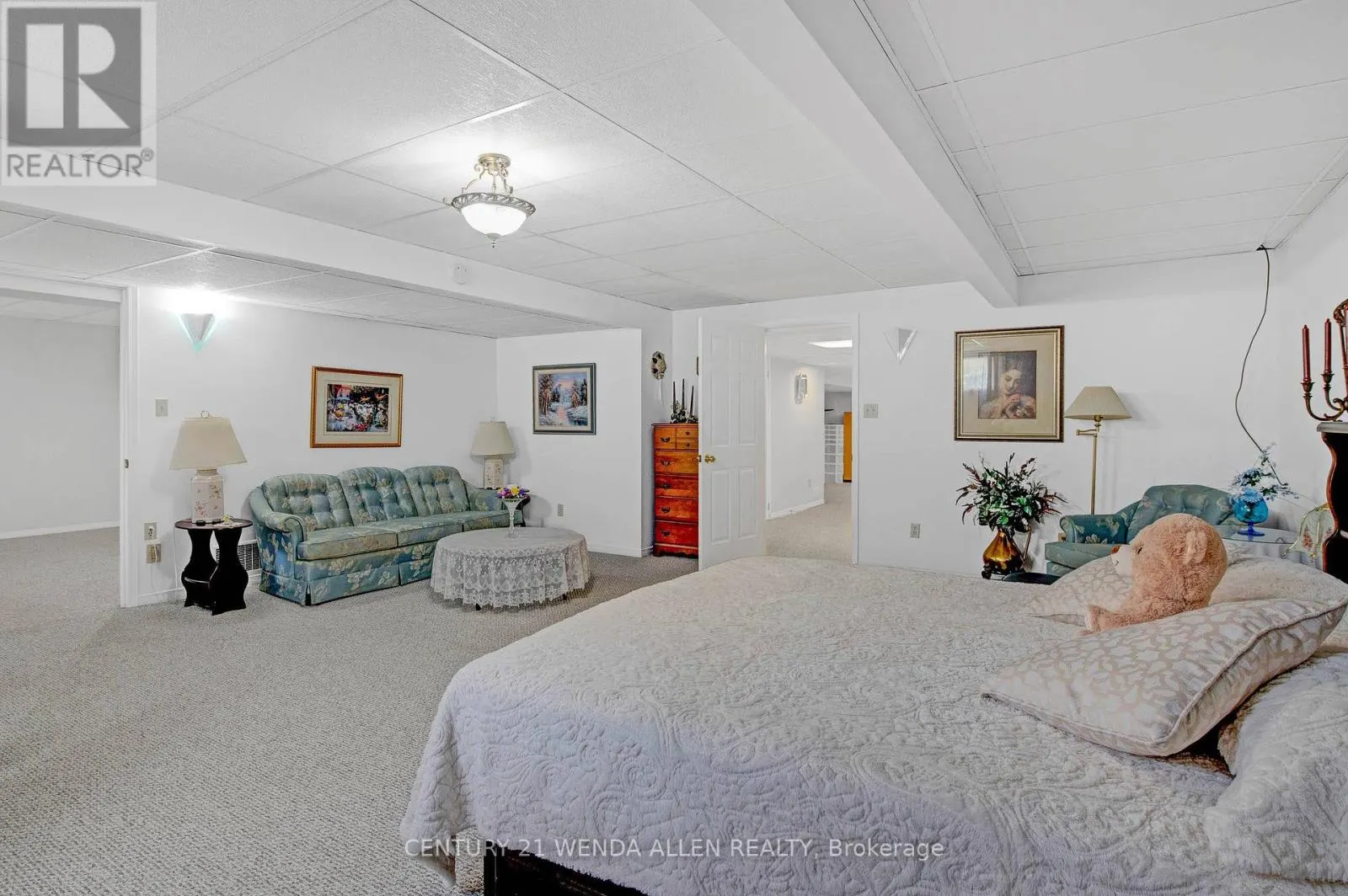 30 SKYE VALLEY DRIVE