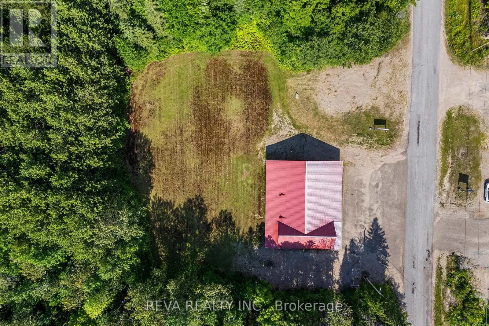 786 CENTREVIEW ROAD