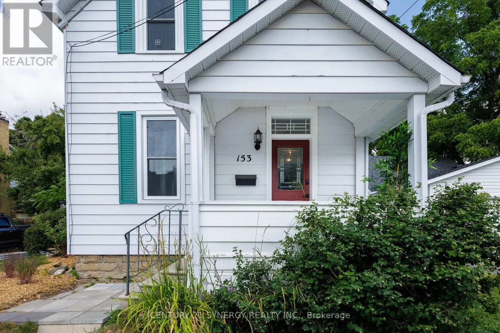 153 CHARLOTTE STREET