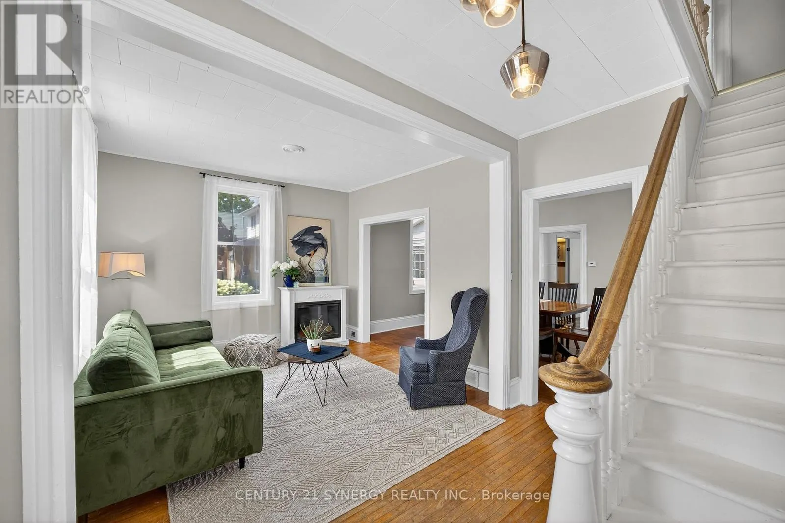 153 CHARLOTTE STREET