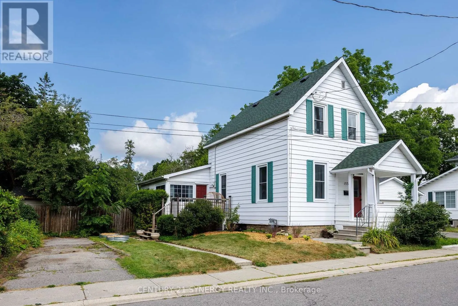 153 CHARLOTTE STREET