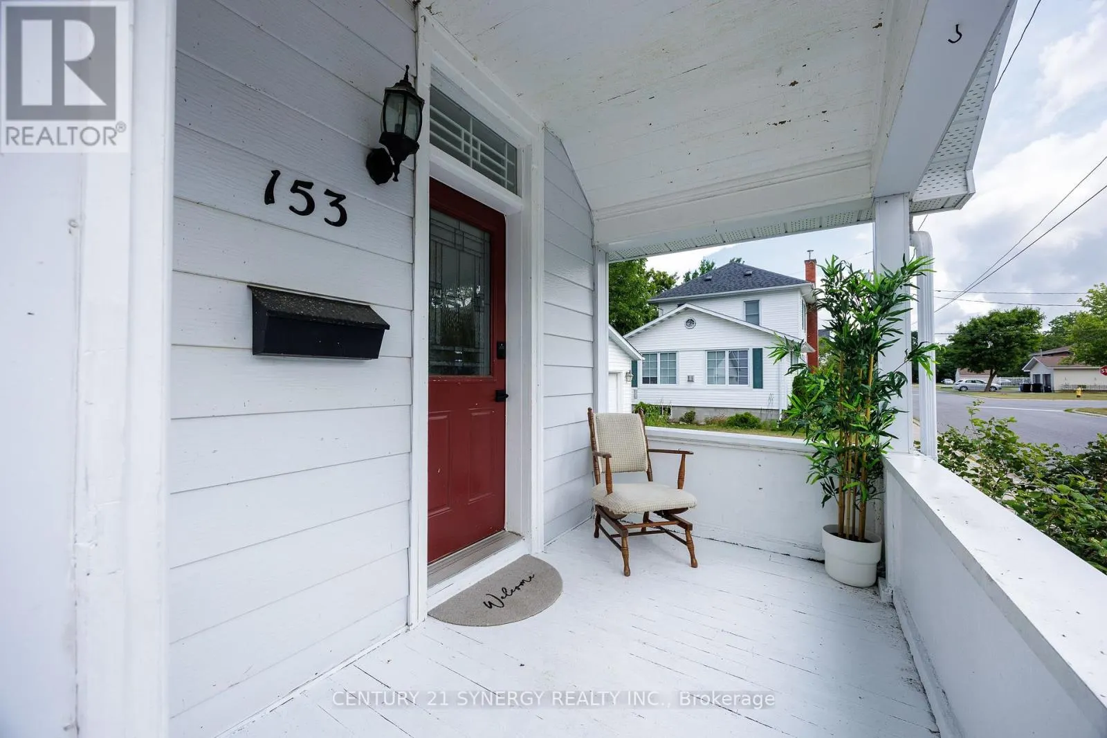 153 CHARLOTTE STREET