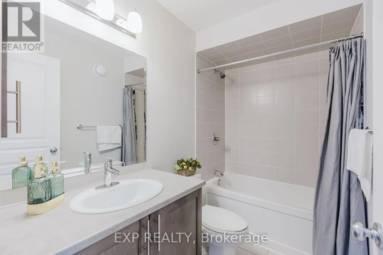 116 POPPLEWELL CRESCENT