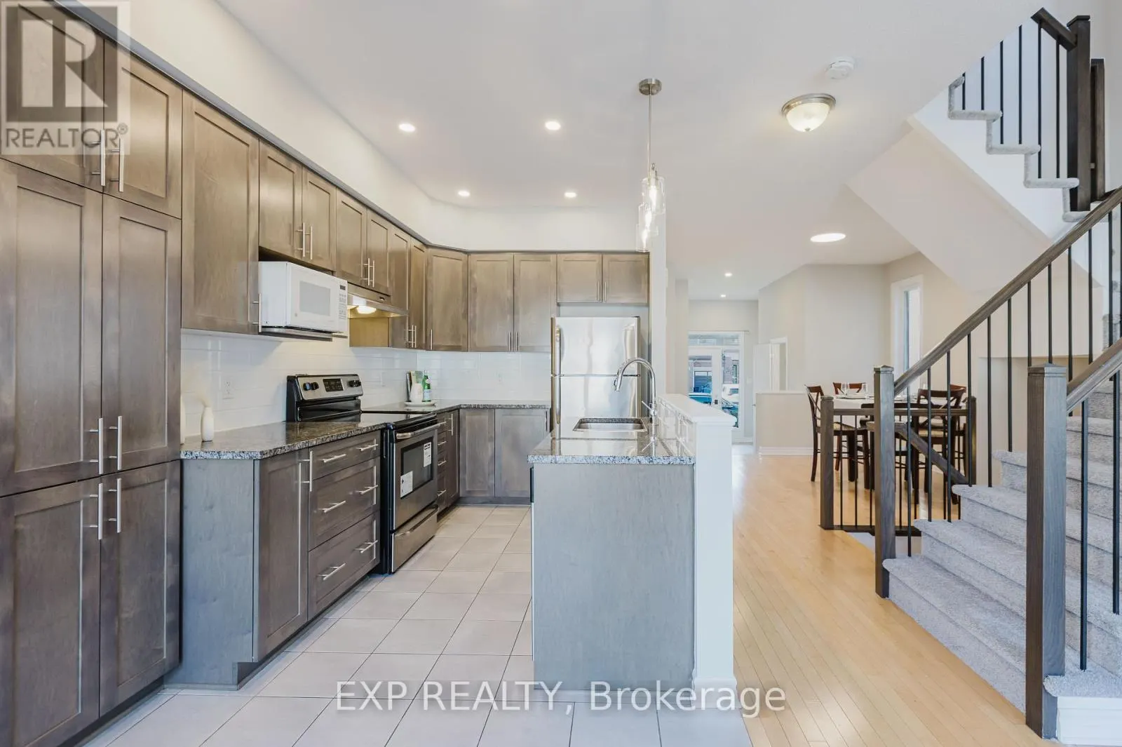 116 POPPLEWELL CRESCENT