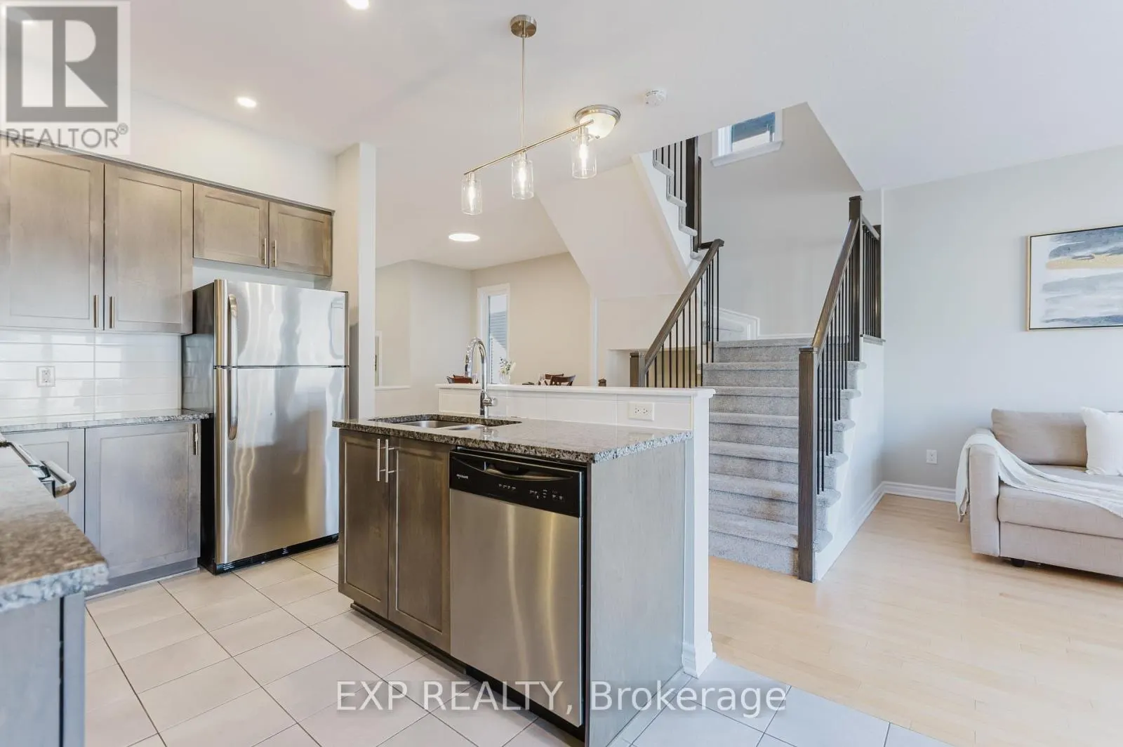 116 POPPLEWELL CRESCENT